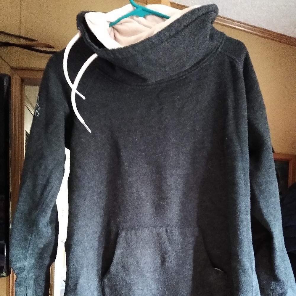 Woman's Calvin Klean sweatshirt